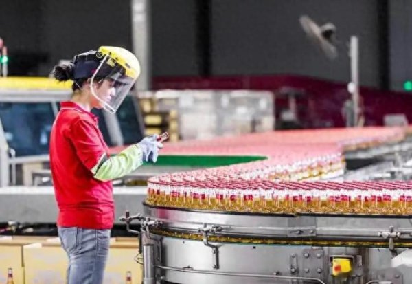 创盈在线 世界500强中“饮料之王”: 比可口可乐还强, 年营收约4279亿元